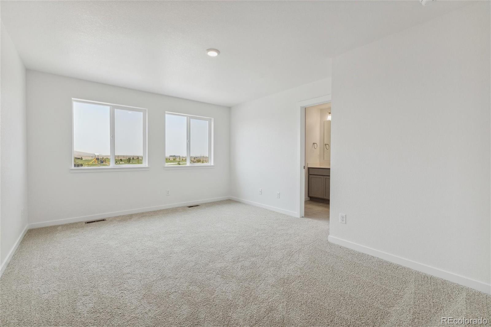MLS Image #15 for 18734 e 99th avenue,commerce city, Colorado