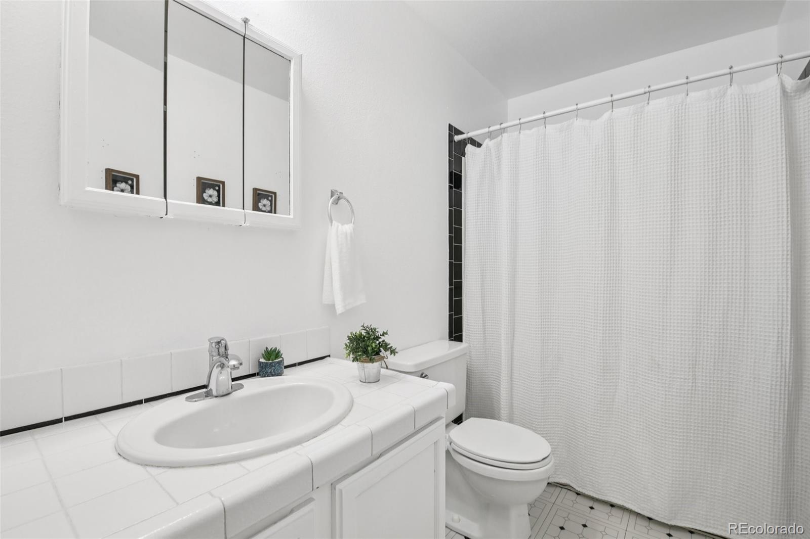 MLS Image #15 for 10001 e evans avenue,aurora, Colorado