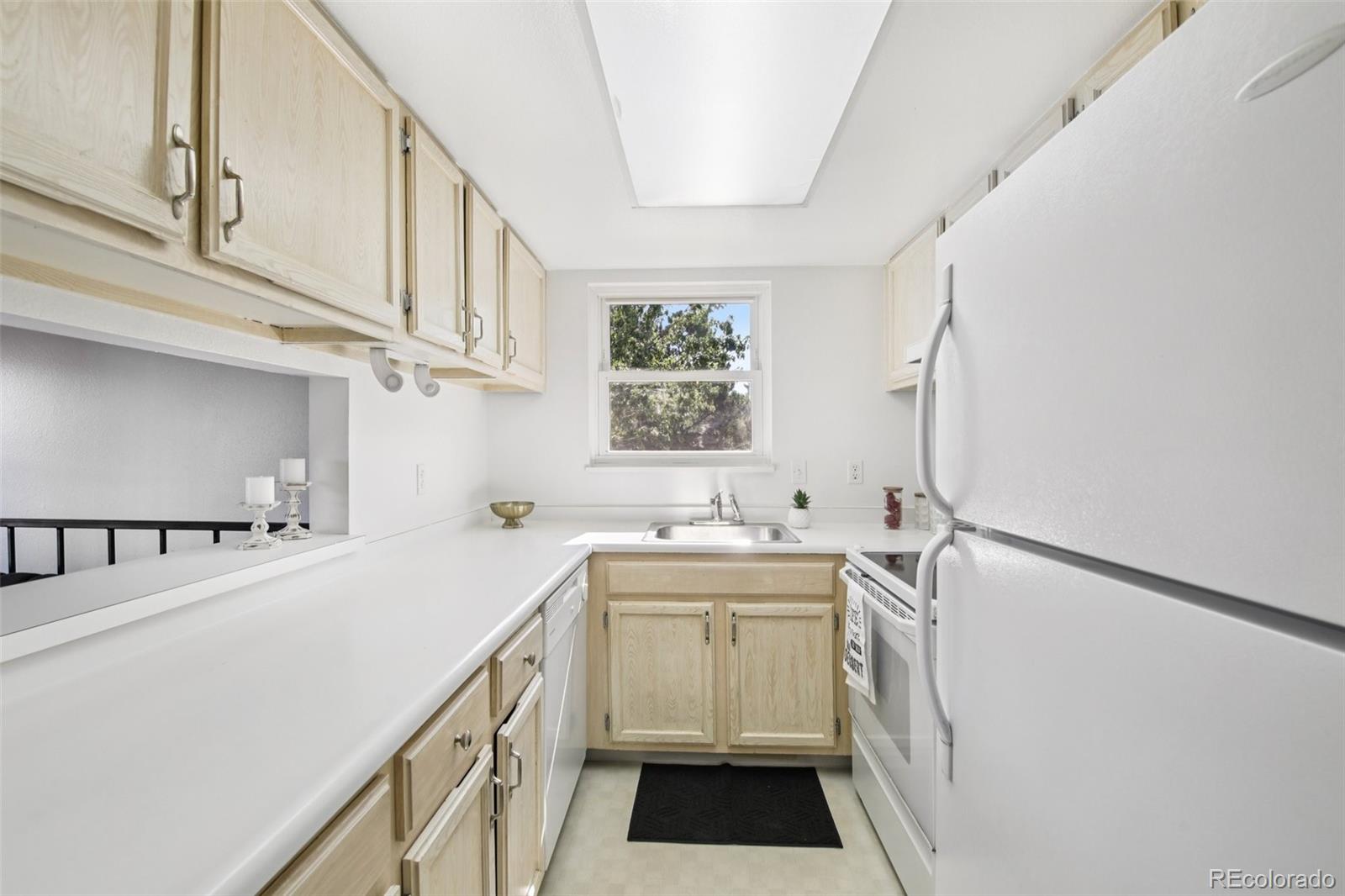 MLS Image #9 for 10001 e evans avenue,aurora, Colorado
