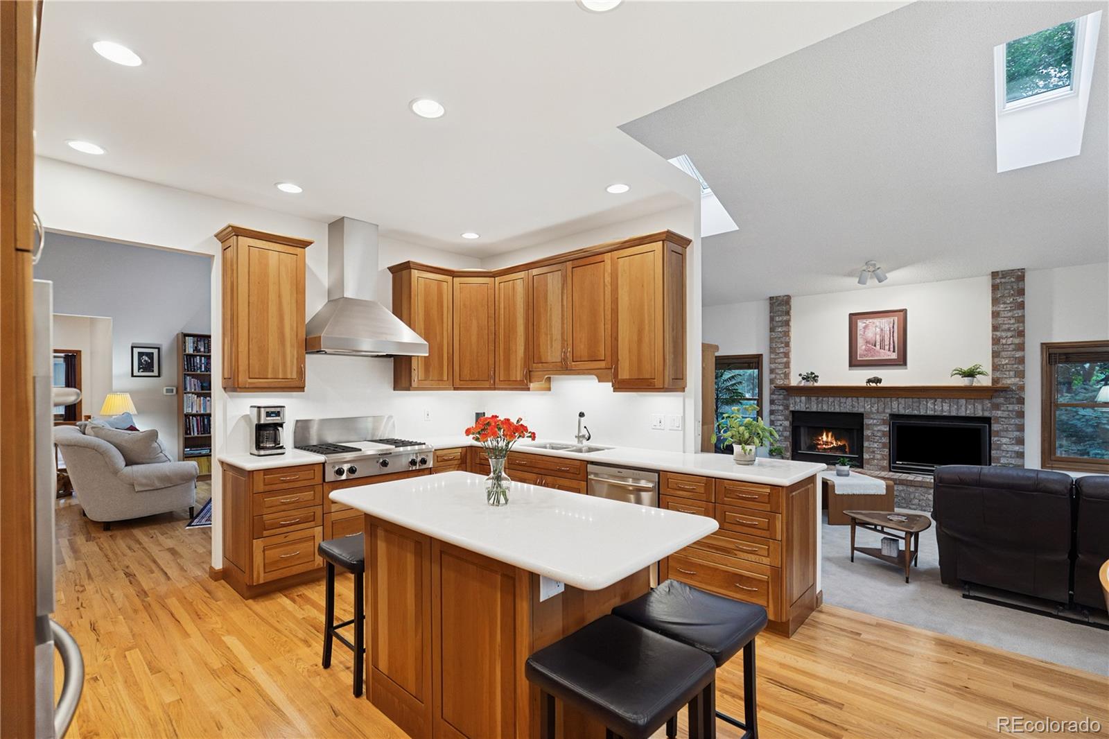 MLS Image #17 for 590  manorwood lane,louisville, Colorado