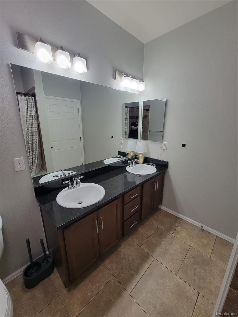 MLS Image #13 for 9637 e 5th ,denver, Colorado