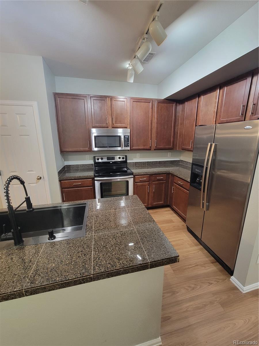 MLS Image #2 for 9637 e 5th ,denver, Colorado