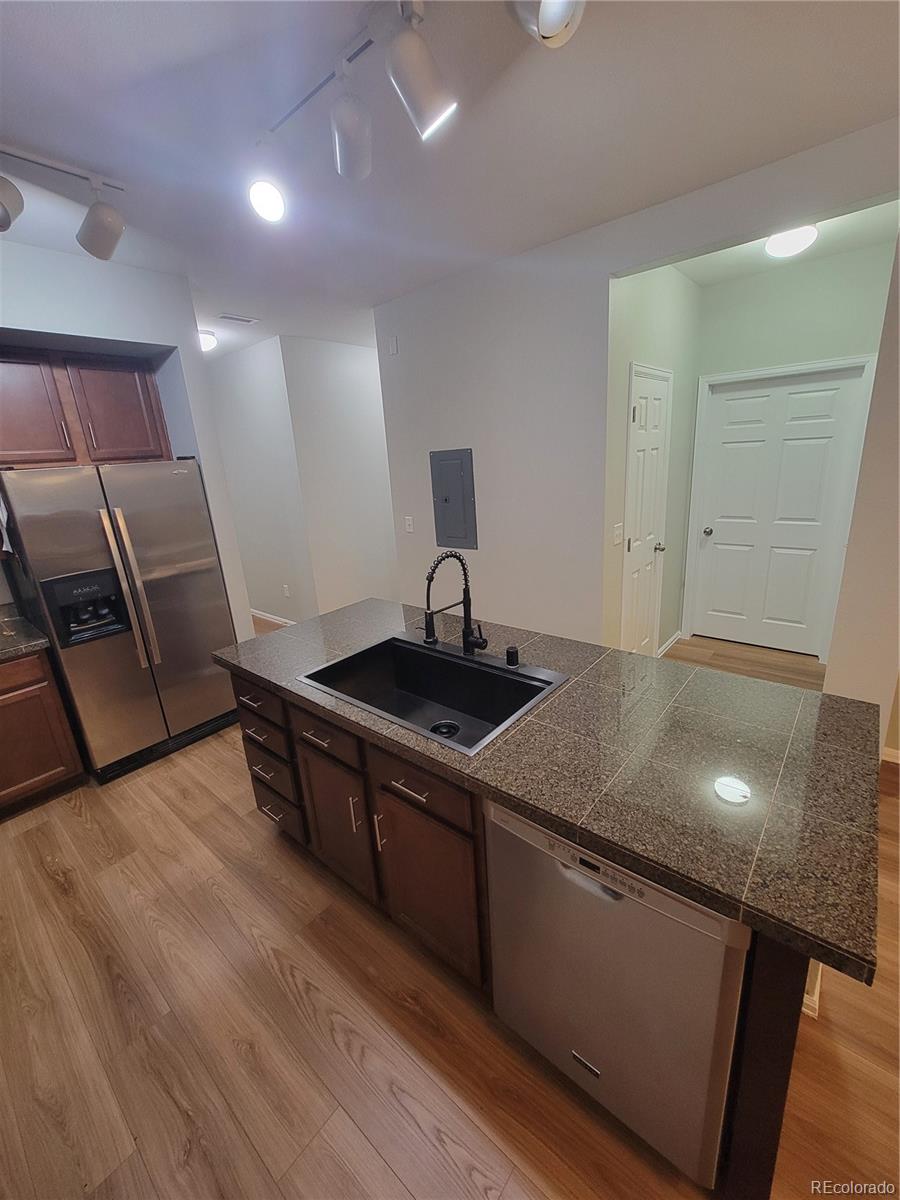 MLS Image #4 for 9637 e 5th ,denver, Colorado