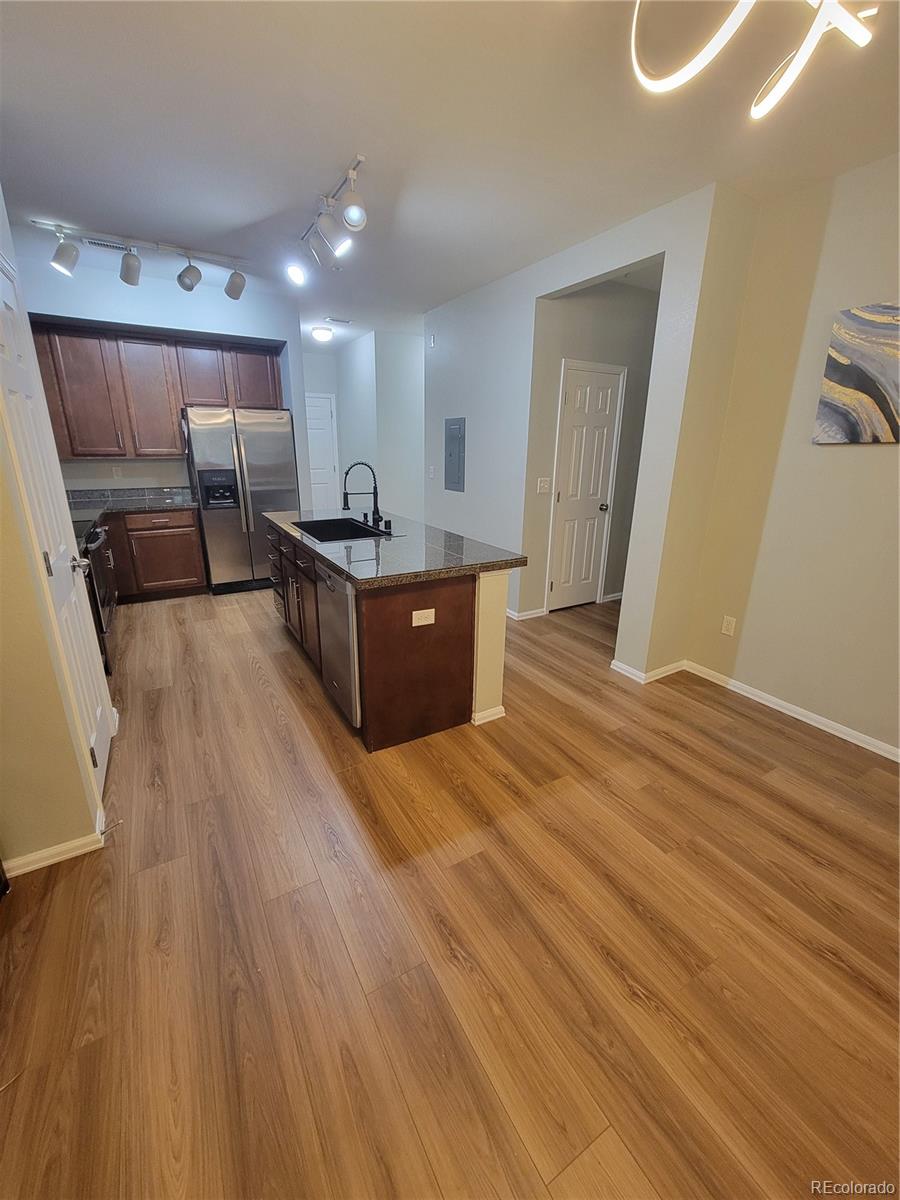 MLS Image #8 for 9637 e 5th ,denver, Colorado