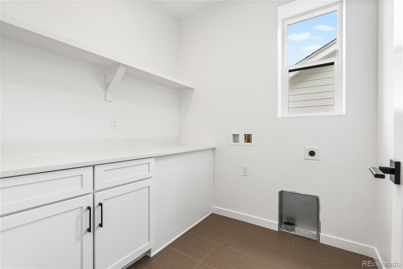 MLS Image #22 for 8850  moonshimmer trail,littleton, Colorado