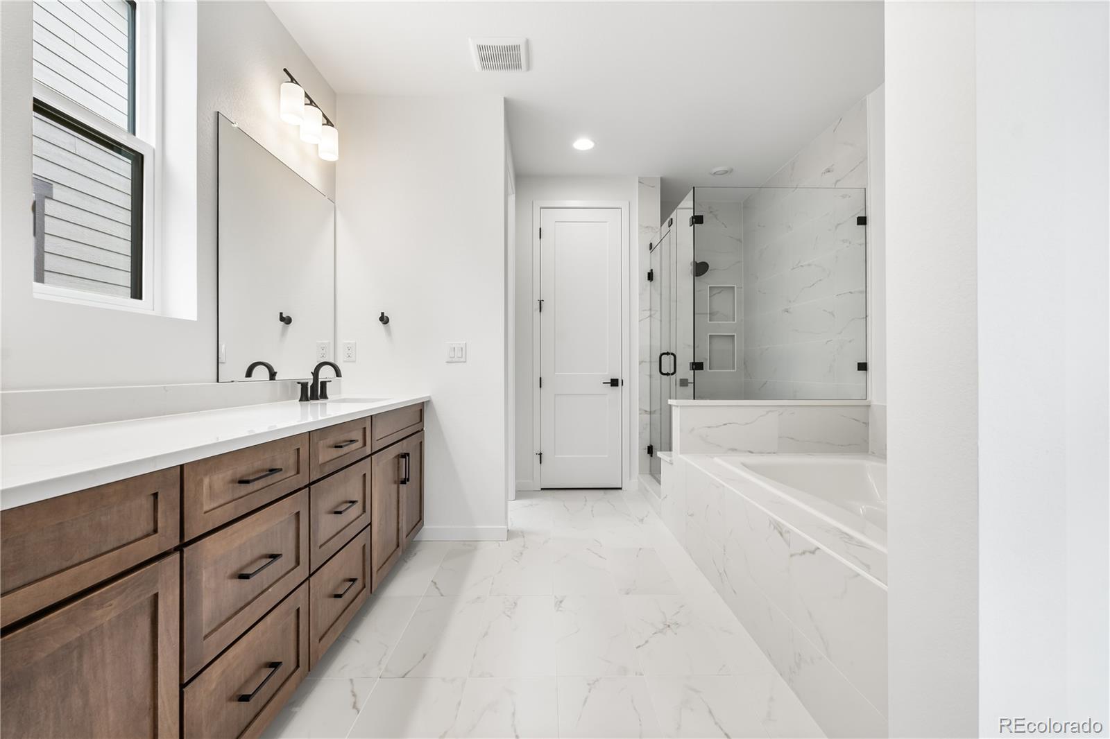 MLS Image #28 for 8850  moonshimmer trail,littleton, Colorado