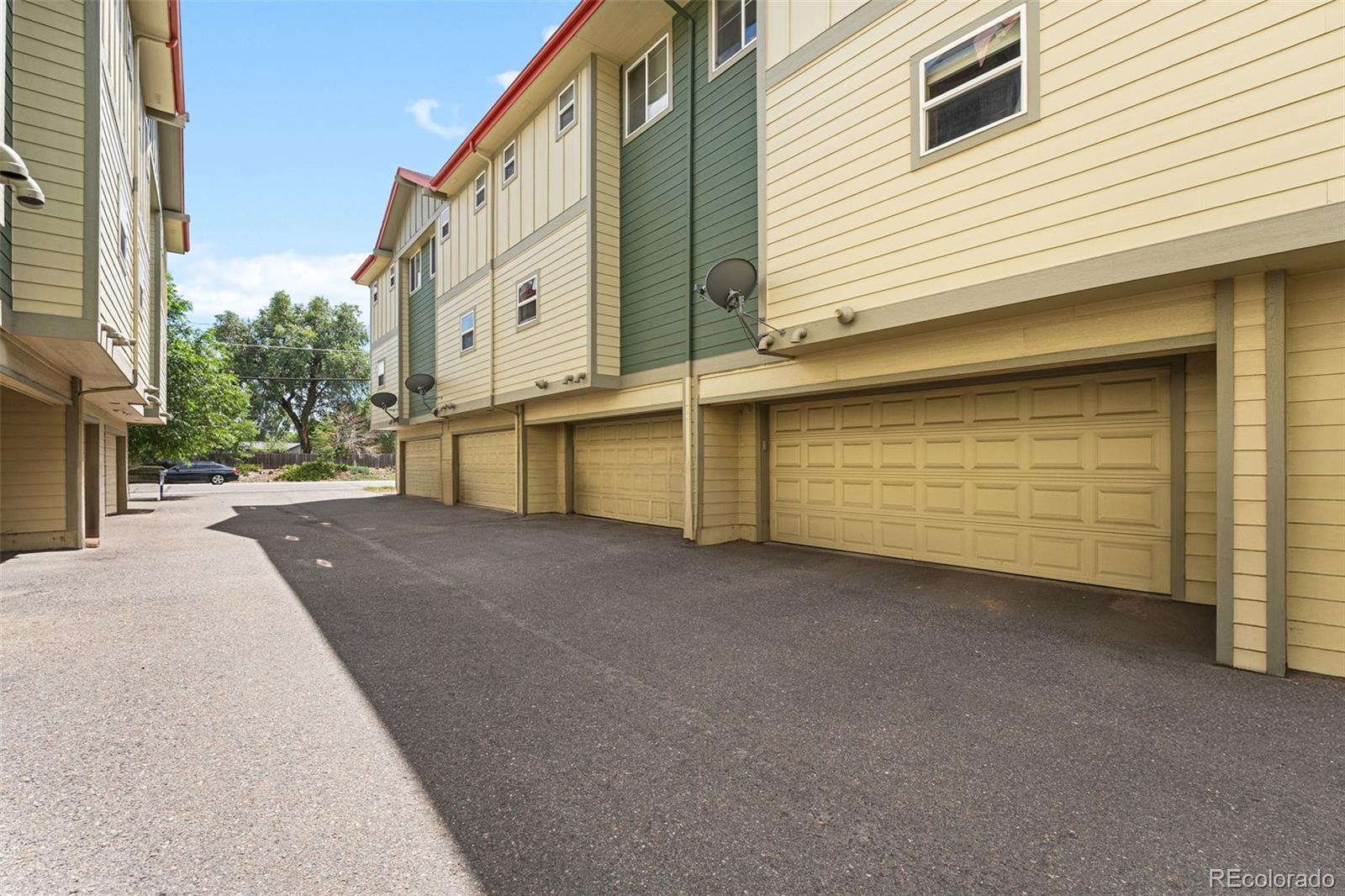 MLS Image #31 for 778 s leyden street,denver, Colorado