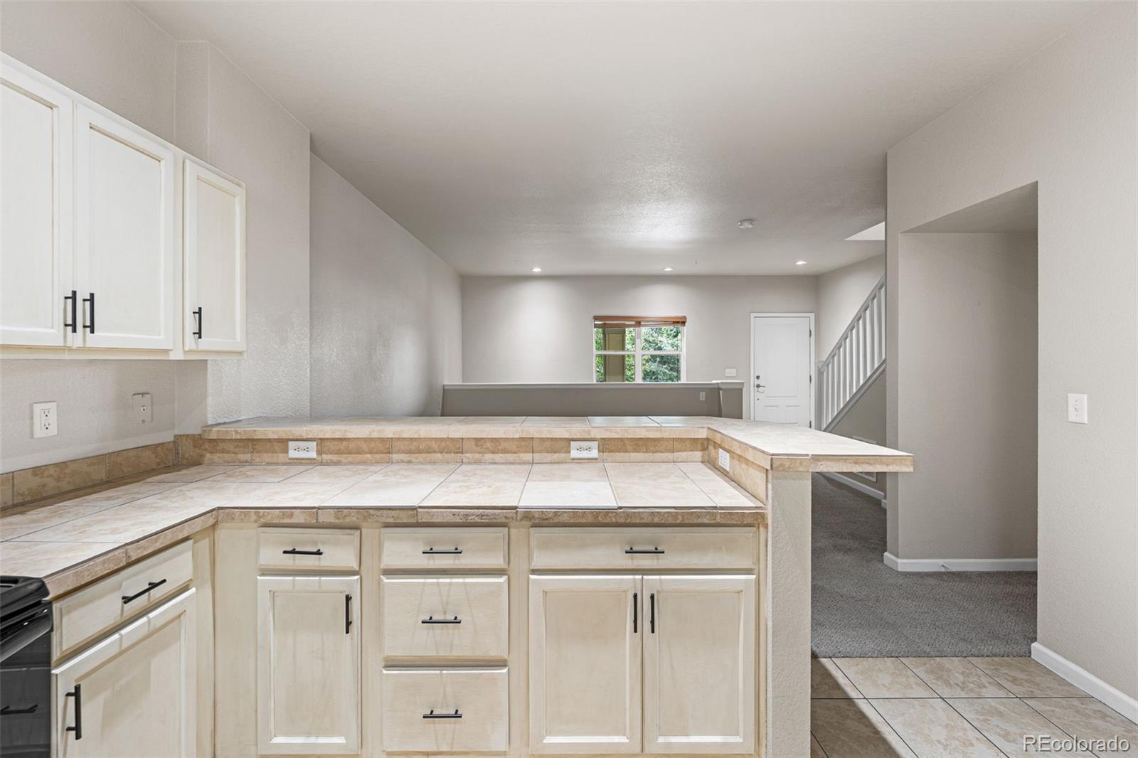 MLS Image #7 for 778 s leyden street,denver, Colorado