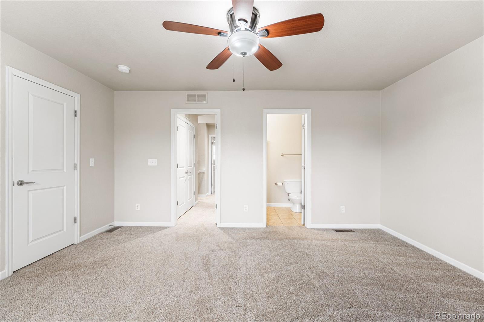 MLS Image #8 for 778 s leyden street,denver, Colorado