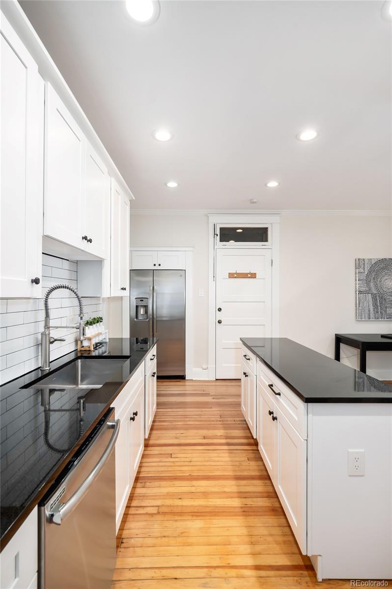 MLS Image #20 for 1550 n ogden street,denver, Colorado
