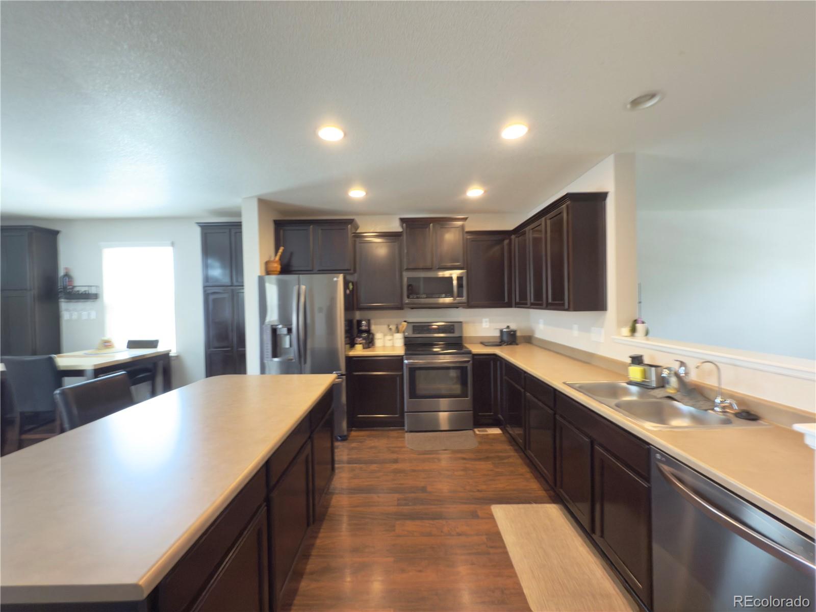 MLS Image #5 for 11590  river oaks lane,commerce city, Colorado