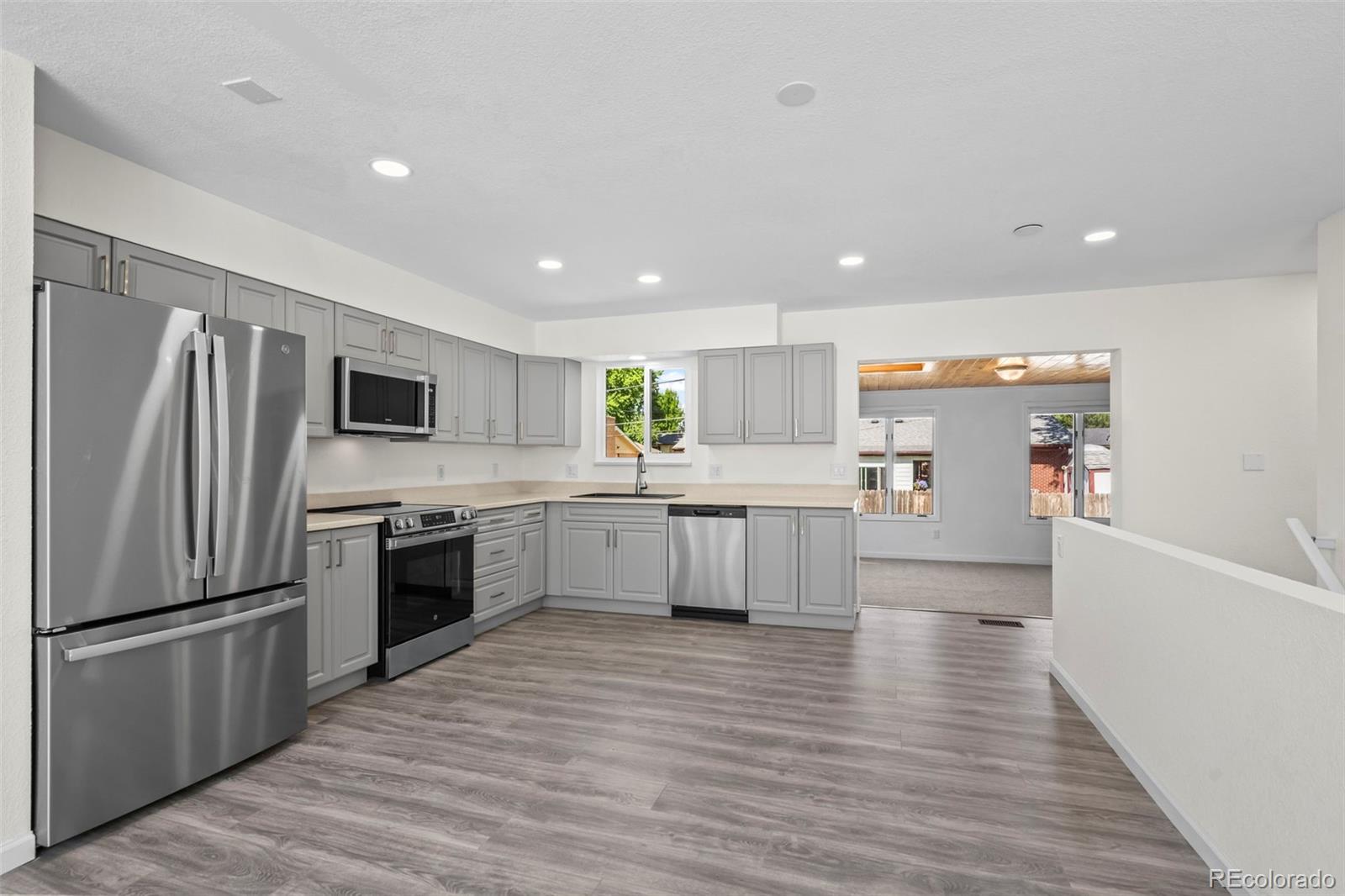 MLS Image #5 for 1035  iris street,broomfield, Colorado