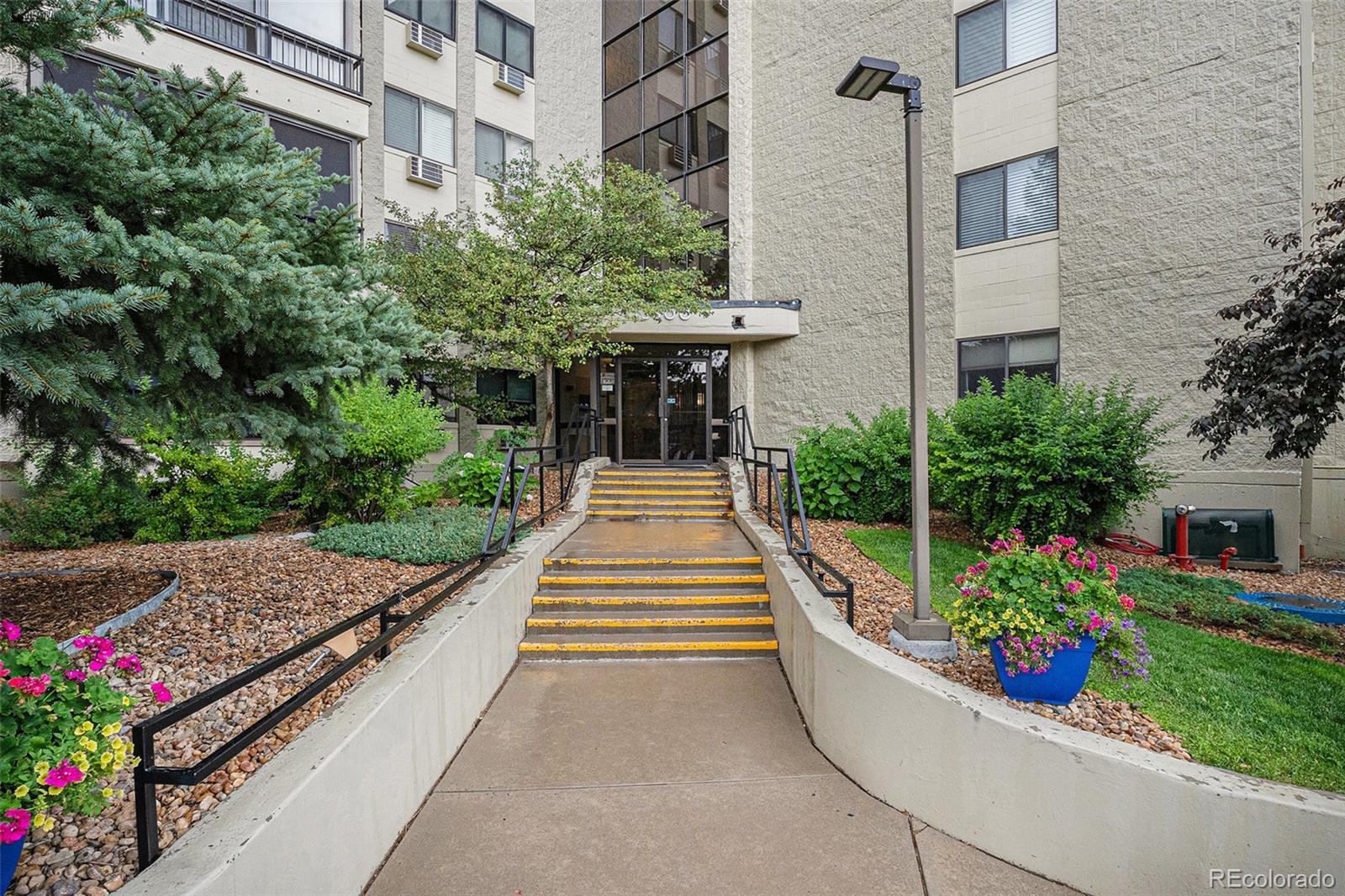 MLS Image #2 for 13800 e marina drive,aurora, Colorado