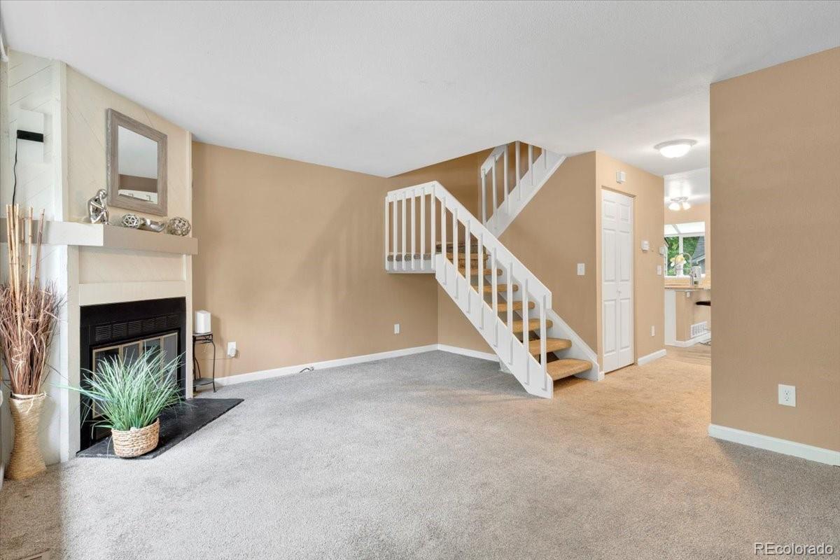 MLS Image #2 for 18131 e arizona avenue b,aurora, Colorado