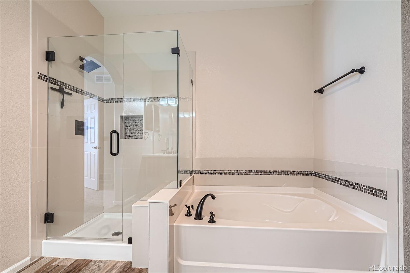 MLS Image #14 for 13872  legend way,broomfield, Colorado
