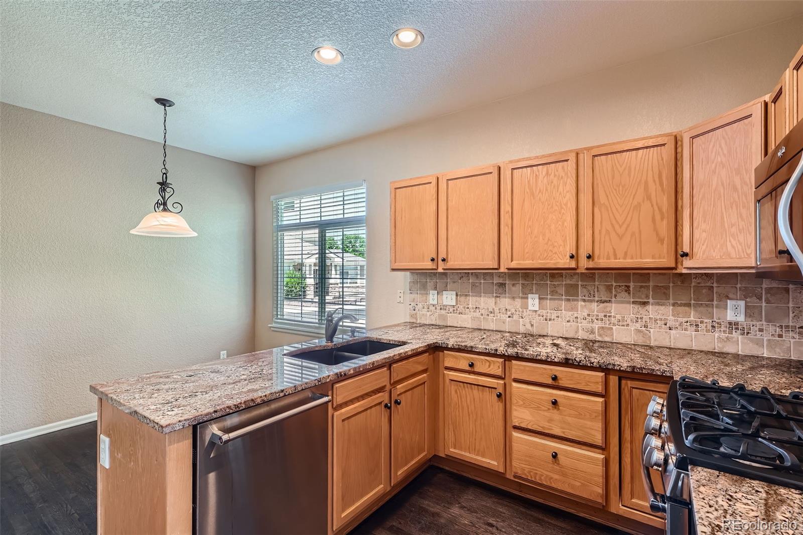 MLS Image #8 for 13872  legend way,broomfield, Colorado