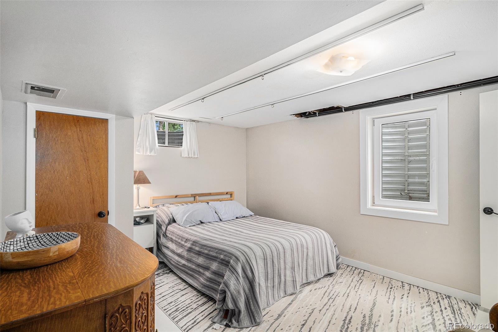 MLS Image #16 for 6898 s franklin circle,centennial, Colorado