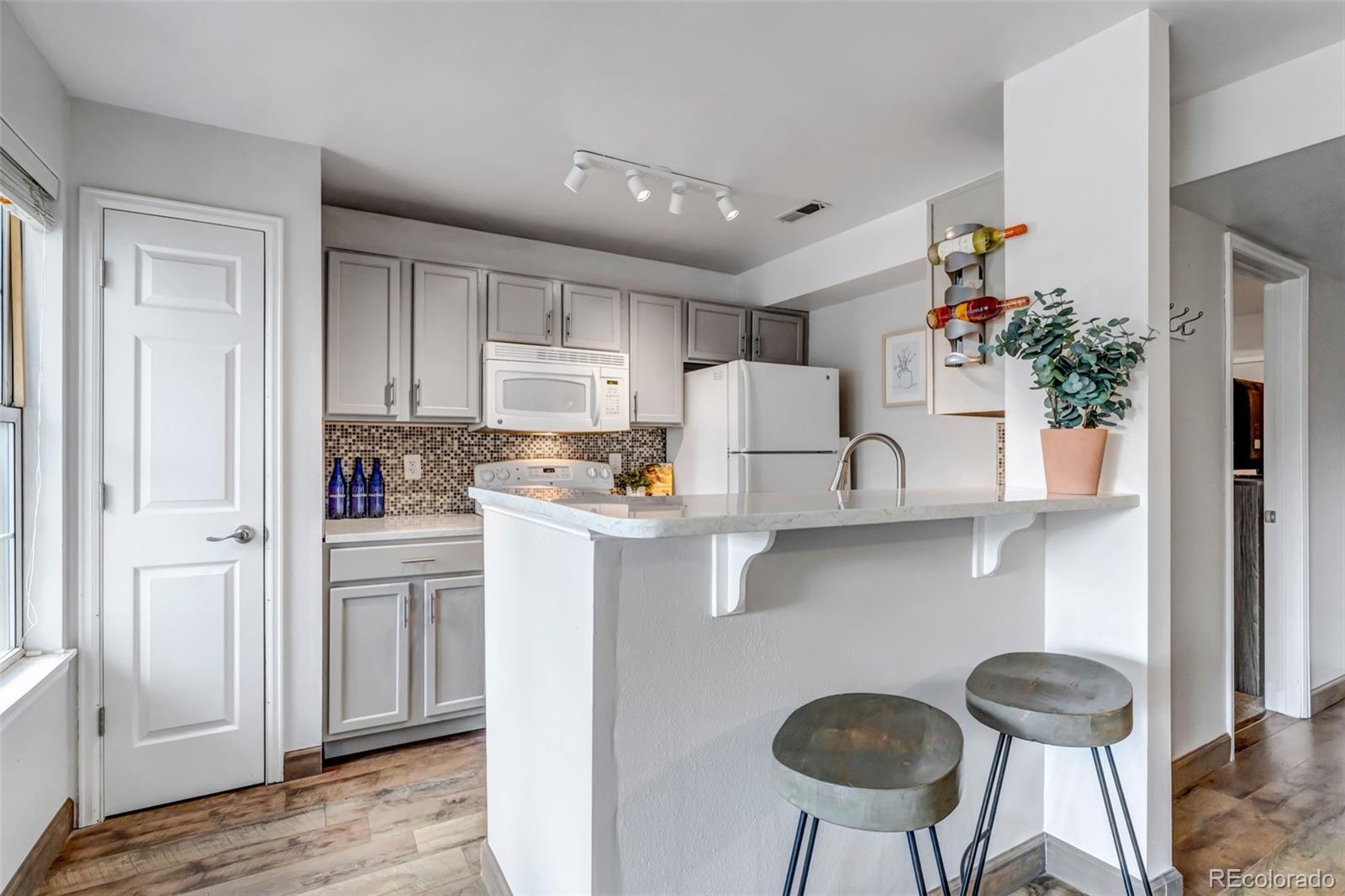MLS Image #11 for 6711 s ivy way a2,centennial, Colorado
