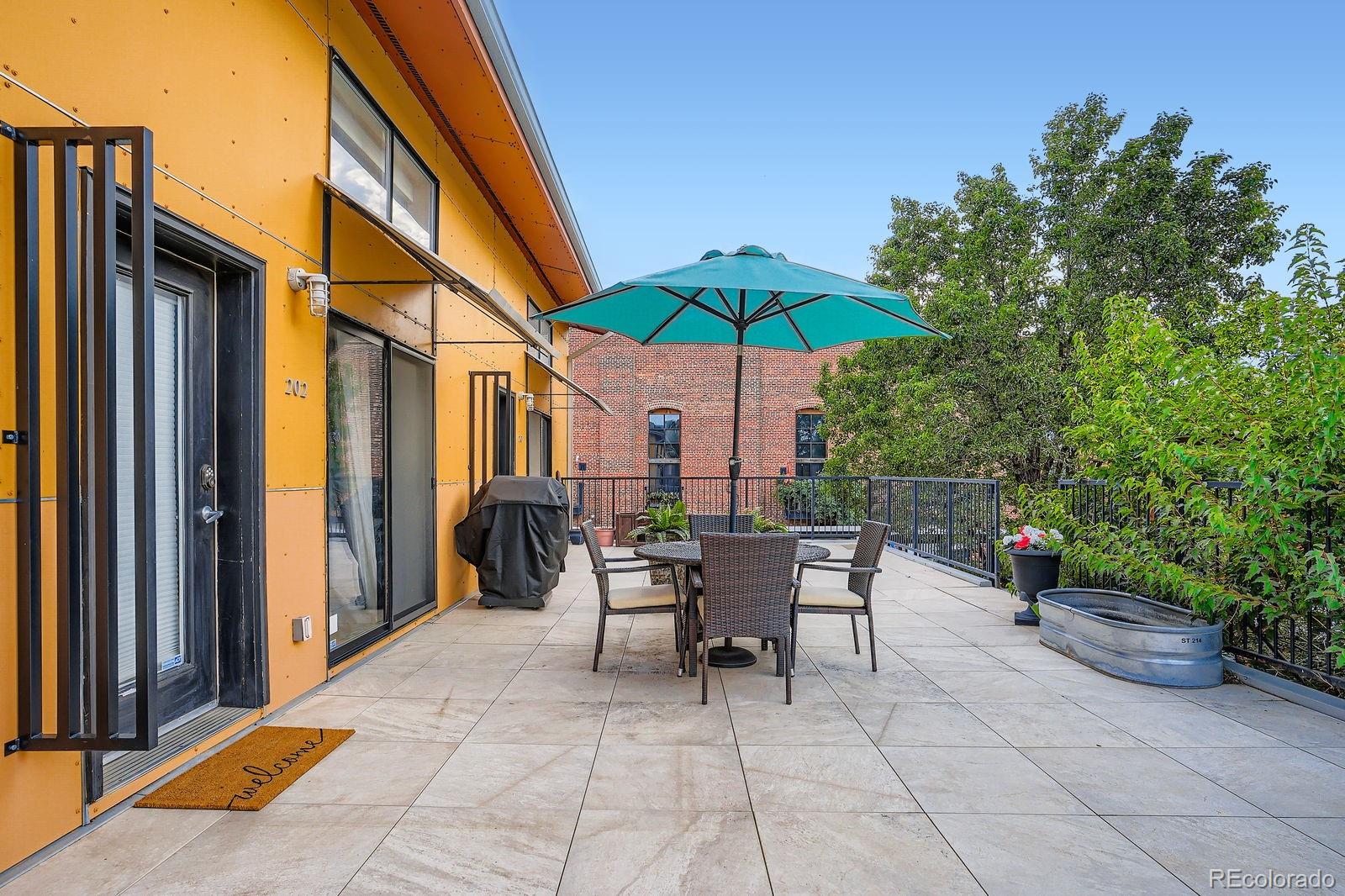 MLS Image #3 for 3295  blake street,denver, Colorado