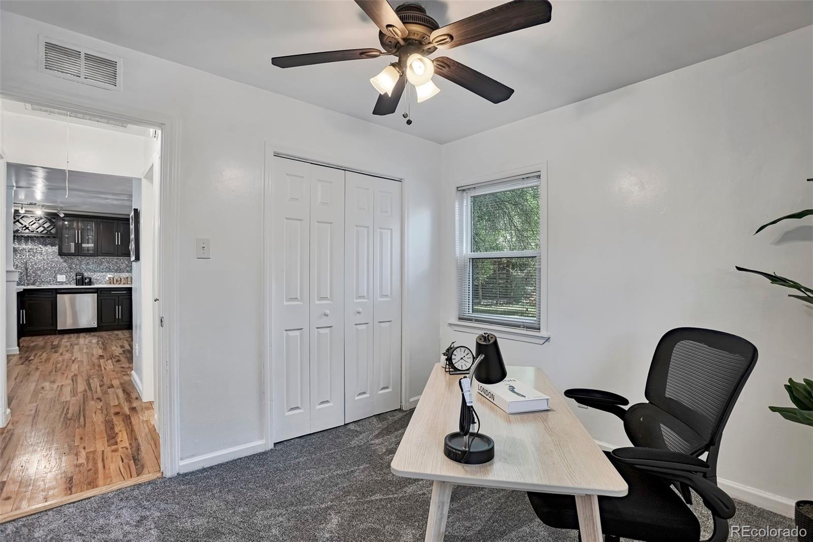 MLS Image #13 for 3052 s grape way,denver, Colorado