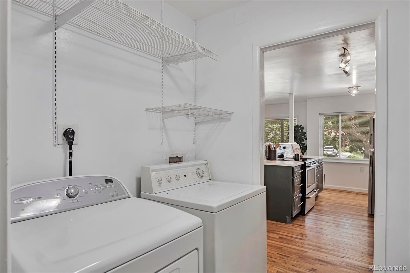 MLS Image #8 for 3052 s grape way,denver, Colorado