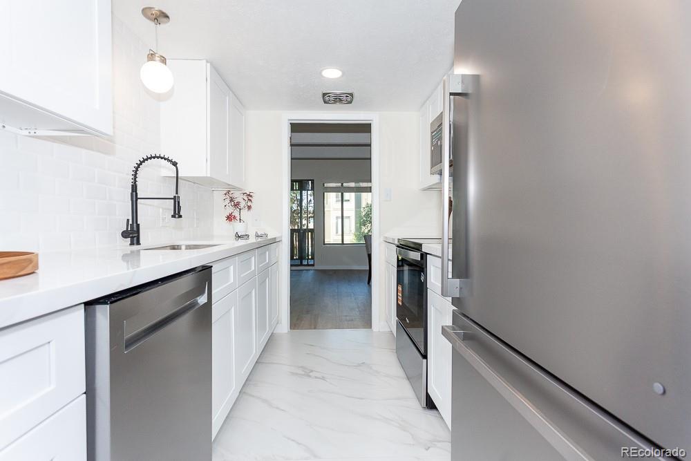 MLS Image #9 for 2525 s dayton way,denver, Colorado