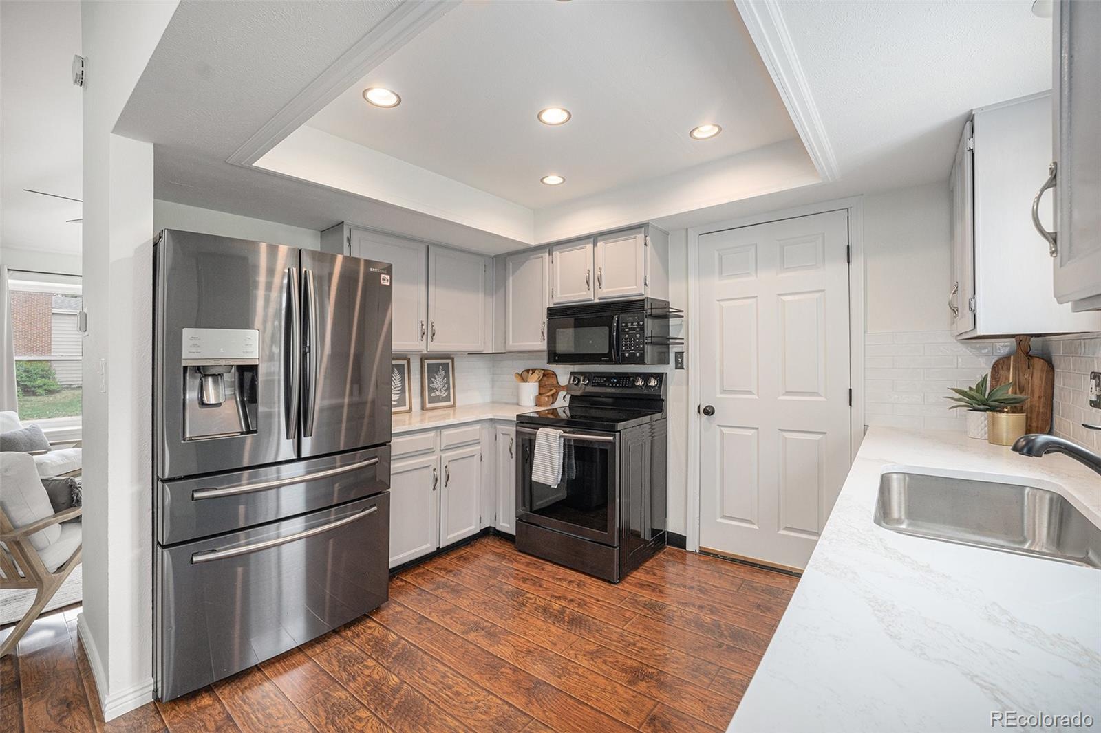 MLS Image #8 for 5696 s robb street,littleton, Colorado