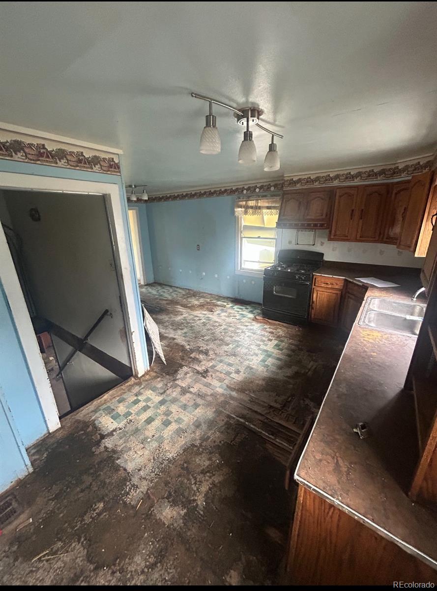 MLS Image #2 for 3341 s canosa court,englewood, Colorado