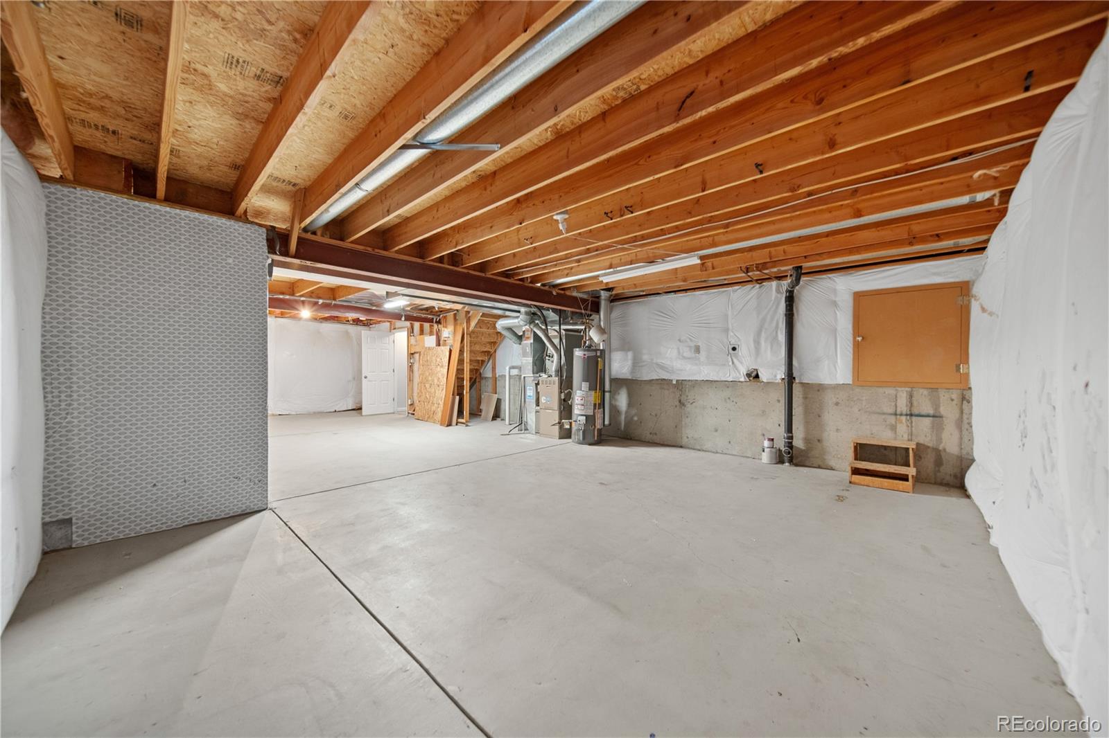 MLS Image #17 for 2242 s uravan street,aurora, Colorado