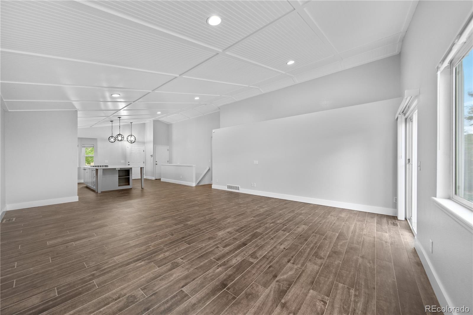 MLS Image #5 for 2242 s uravan street,aurora, Colorado