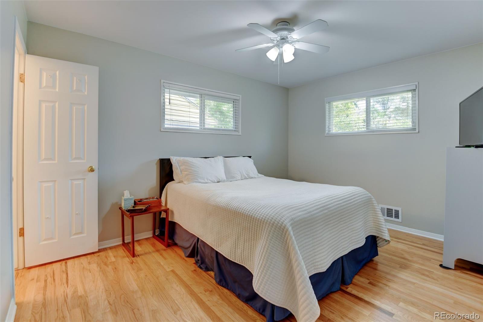 MLS Image #7 for 5690 e cornell avenue,denver, Colorado