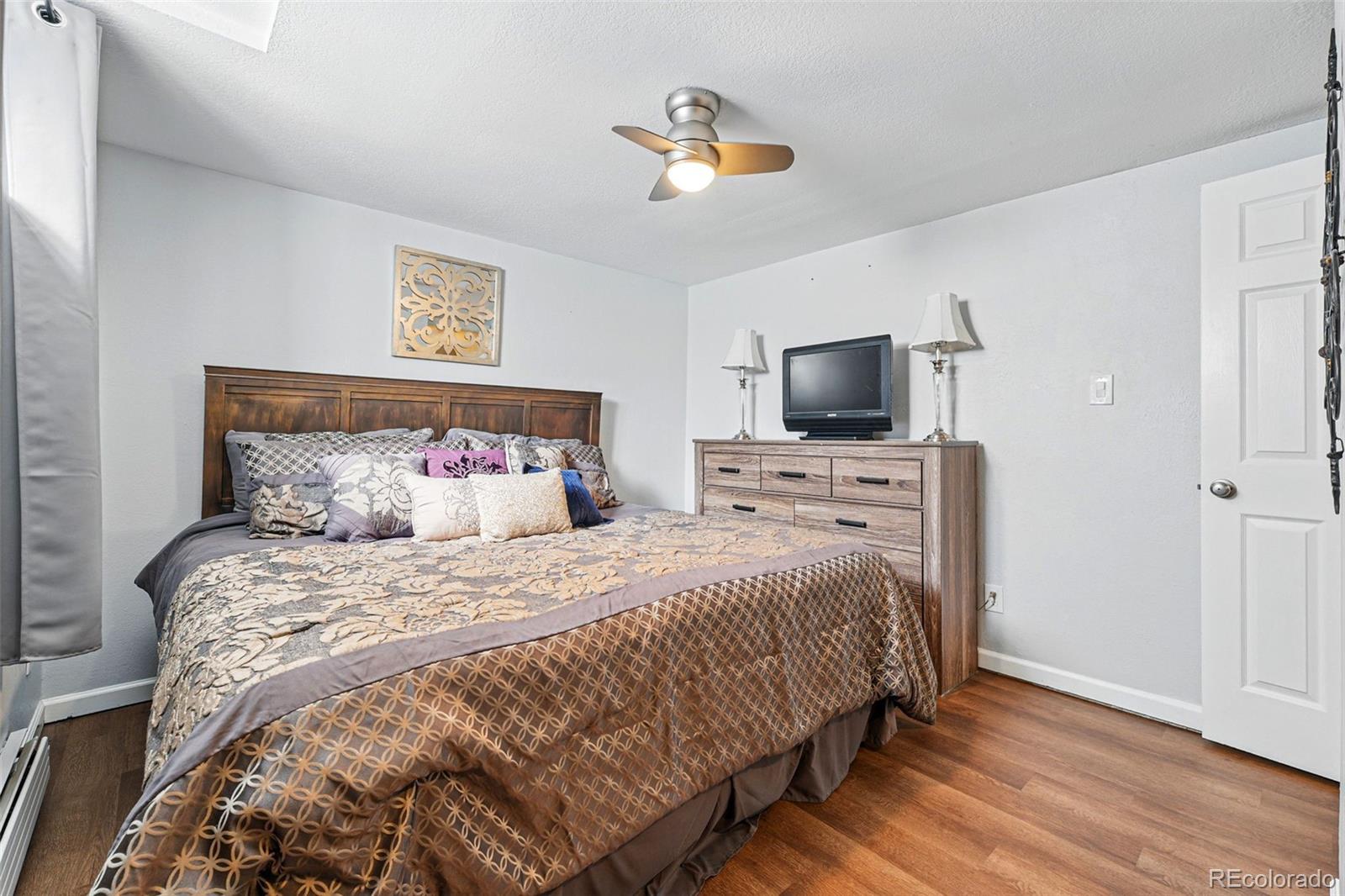 MLS Image #23 for 1165 n pennsylvania street,denver, Colorado