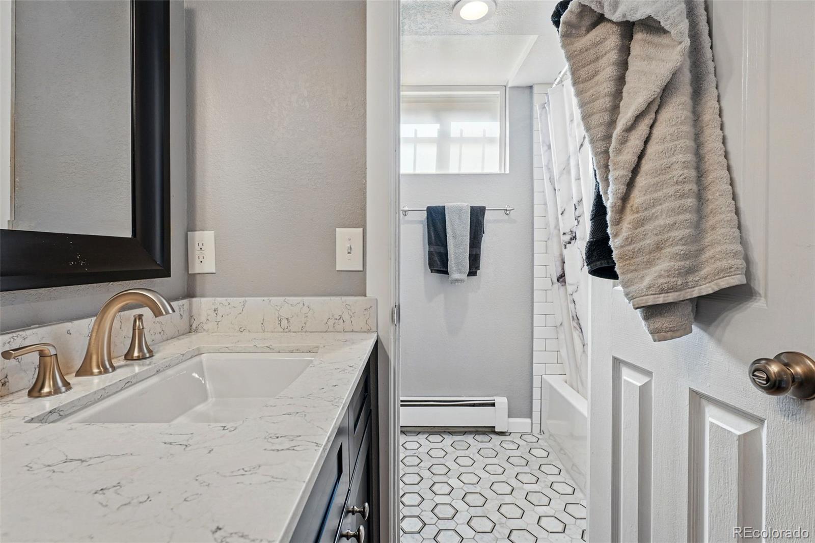 MLS Image #25 for 1165 n pennsylvania street,denver, Colorado