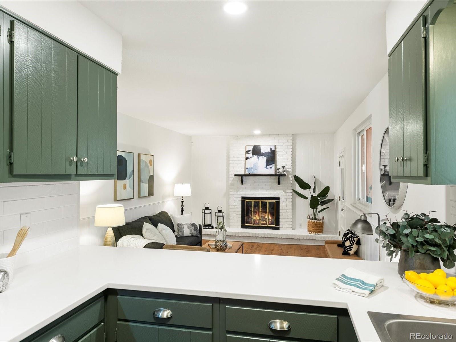MLS Image #12 for 1067 e 15th avenue,broomfield, Colorado