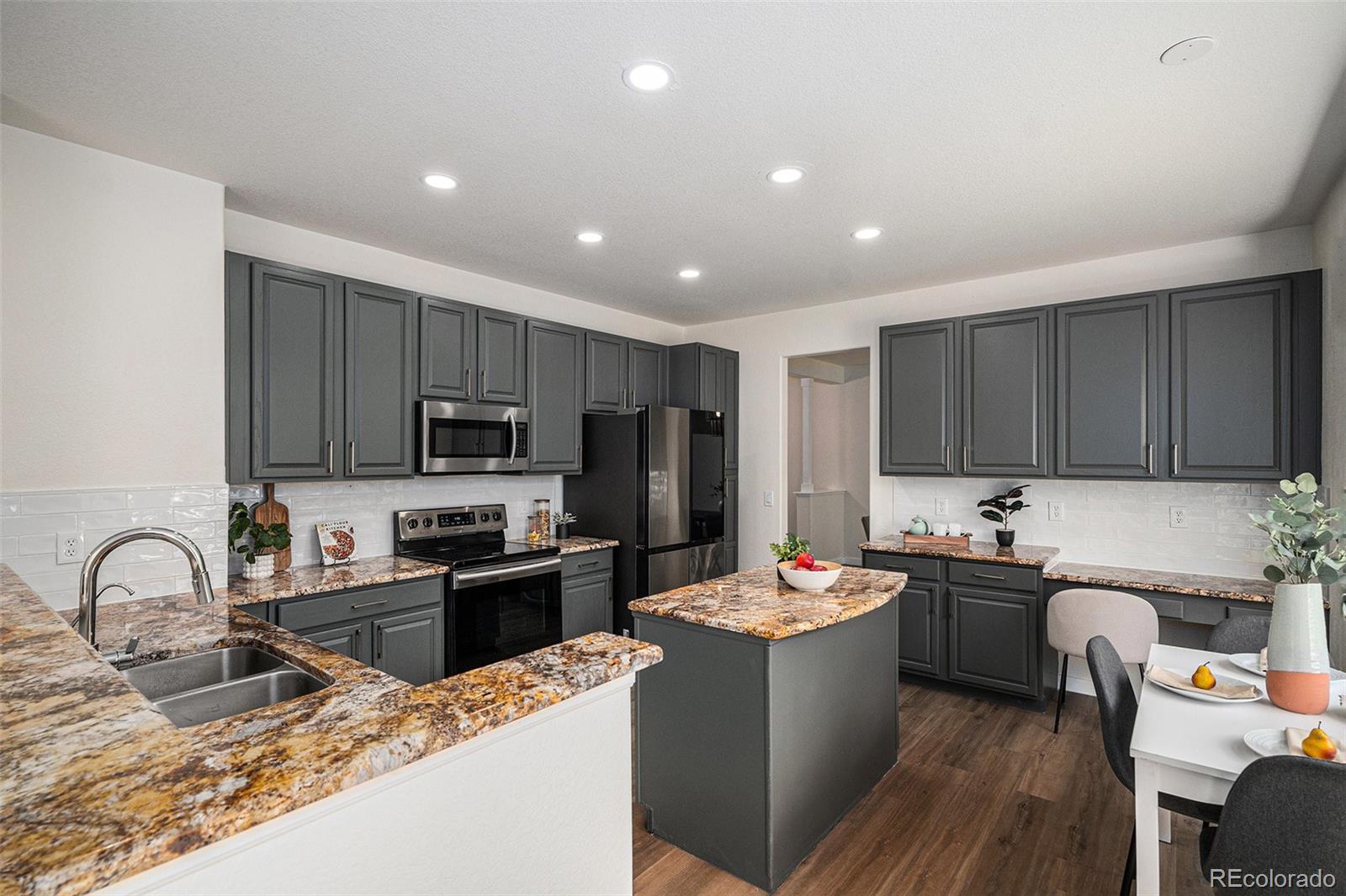 MLS Image #10 for 11868 w progress avenue,littleton, Colorado
