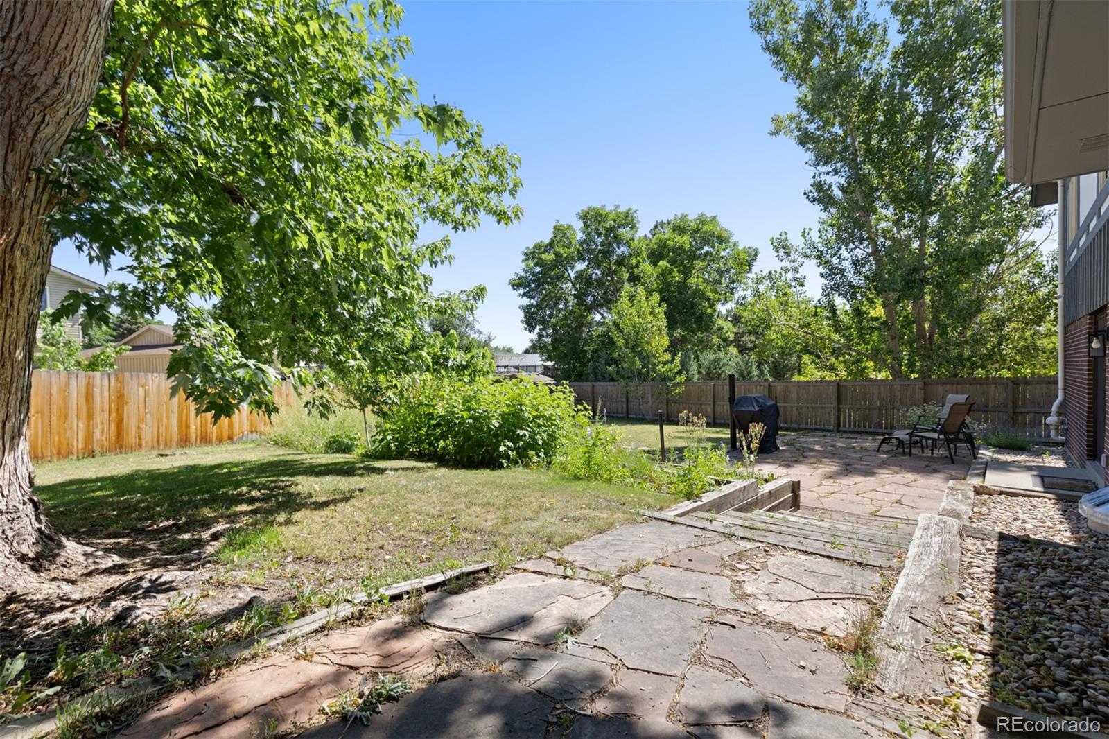 MLS Image #38 for 1332 s yank street,lakewood, Colorado