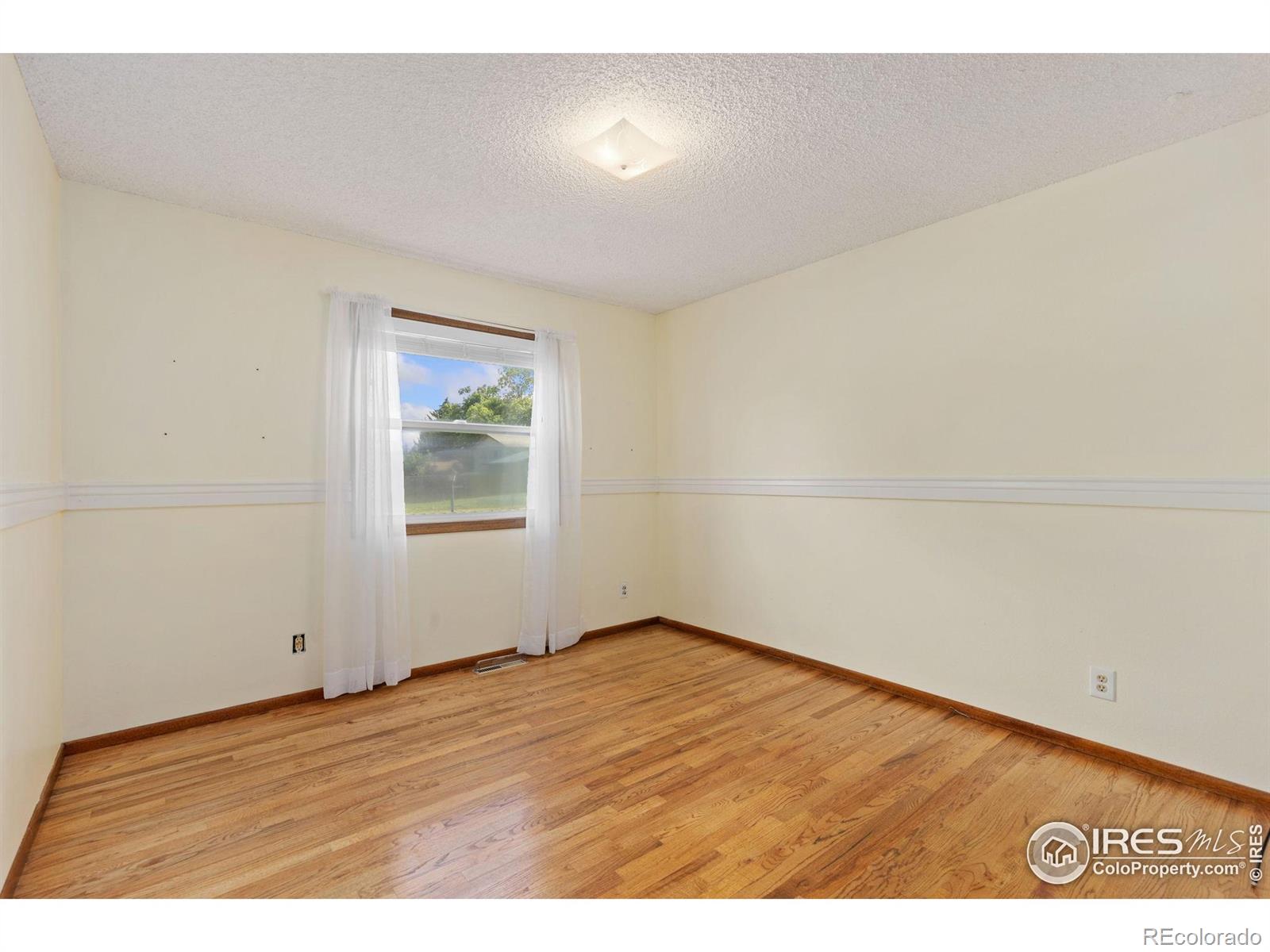 MLS Image #13 for 2516  mountain view avenue,longmont, Colorado