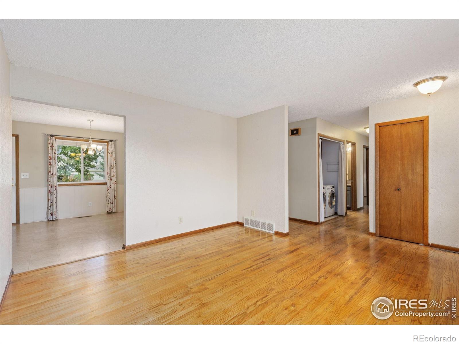 MLS Image #3 for 2516  mountain view avenue,longmont, Colorado