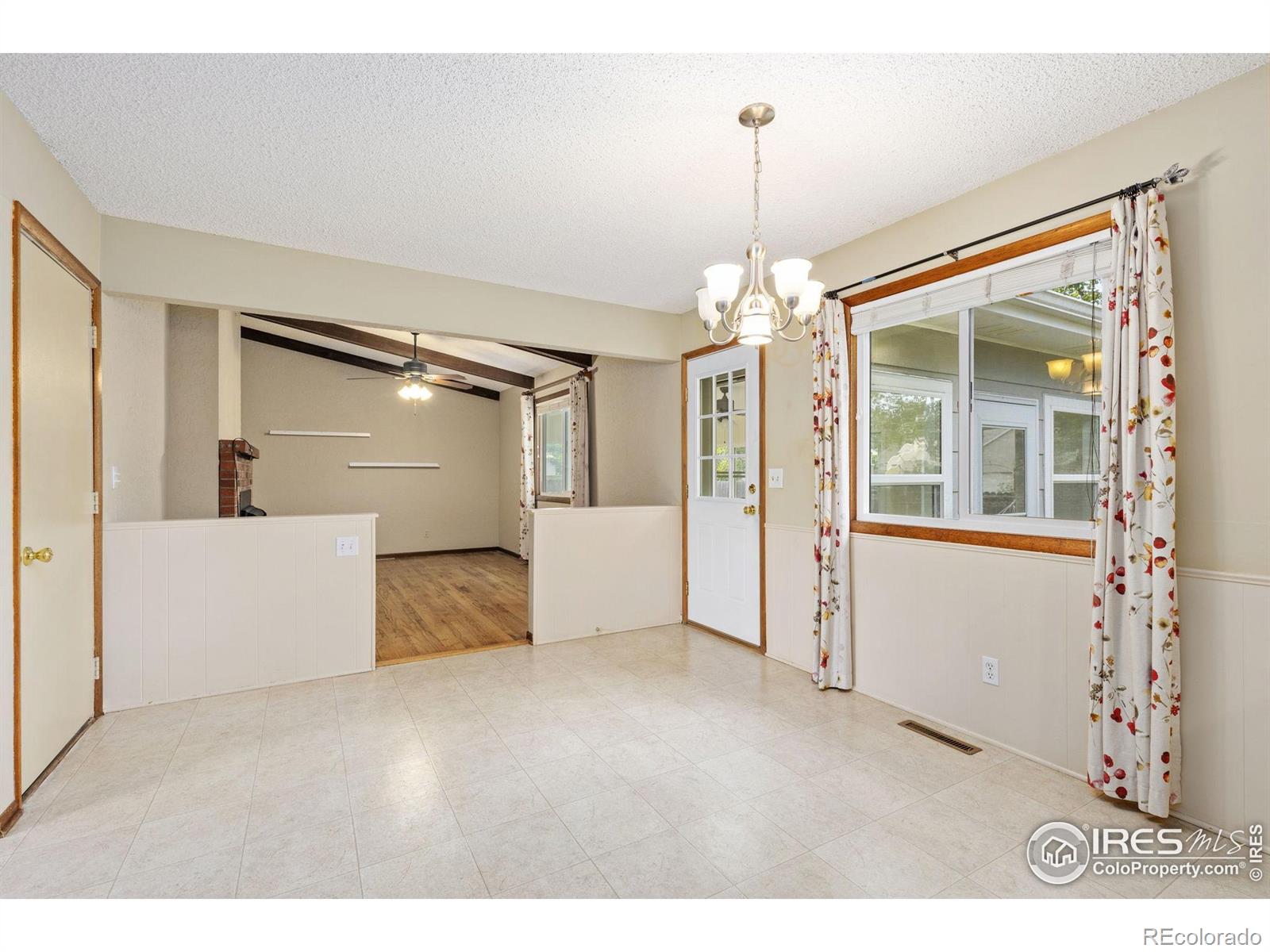 MLS Image #7 for 2516  mountain view avenue,longmont, Colorado