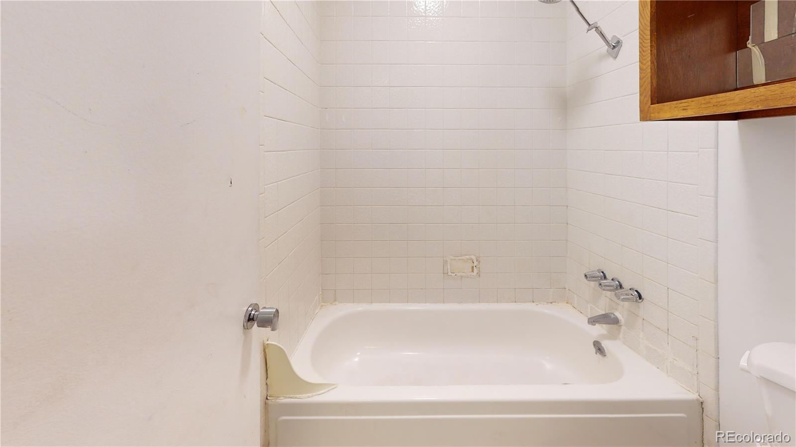 MLS Image #2 for 2225 s jasmine street,denver, Colorado