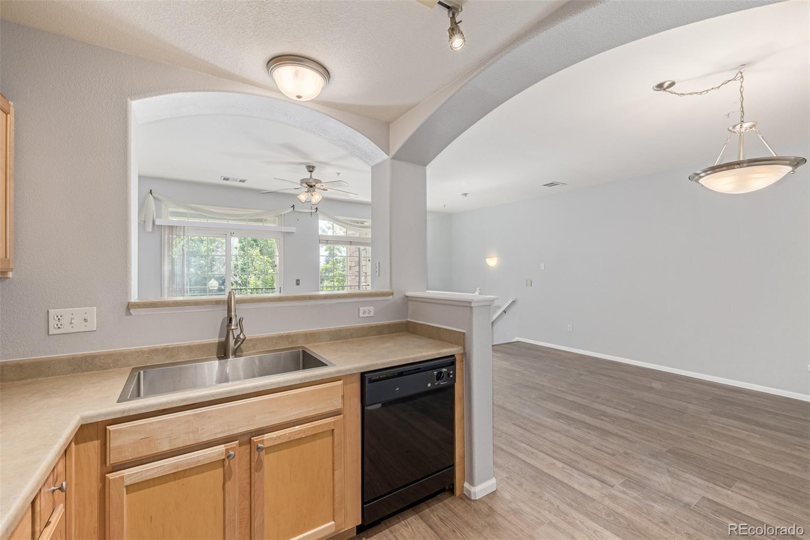 MLS Image #15 for 1535 s florence way,aurora, Colorado