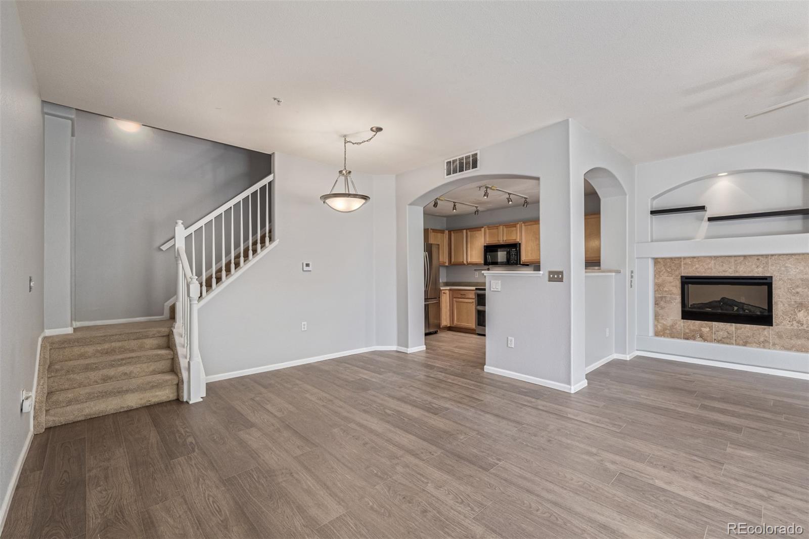 MLS Image #4 for 1535 s florence way,aurora, Colorado