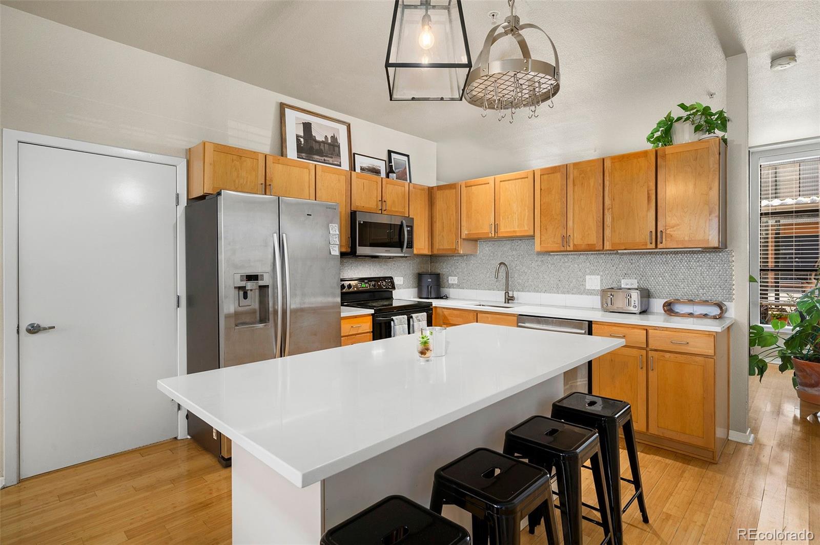 MLS Image #6 for 3225  blake street,denver, Colorado