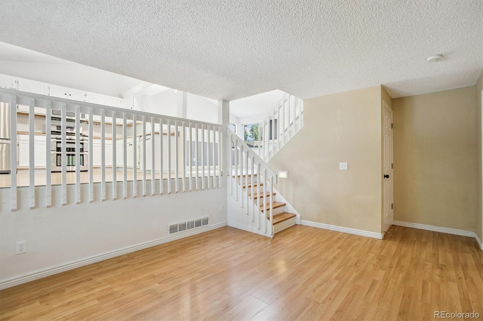 MLS Image #10 for 4947 s espana way,centennial, Colorado