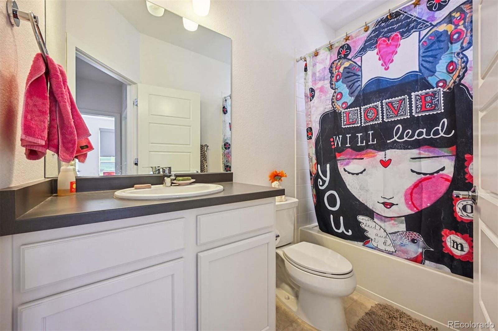 MLS Image #12 for 11059 e 25th drive,aurora, Colorado