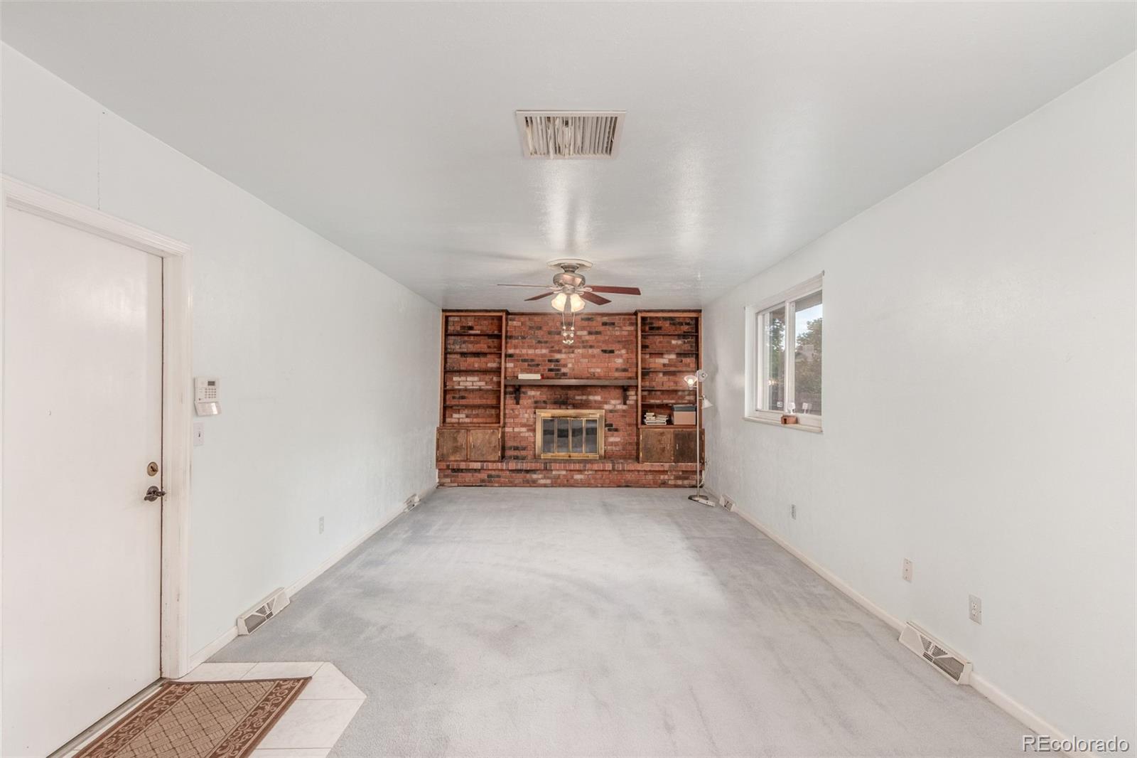 MLS Image #13 for 16699 e 7th avenue,aurora, Colorado
