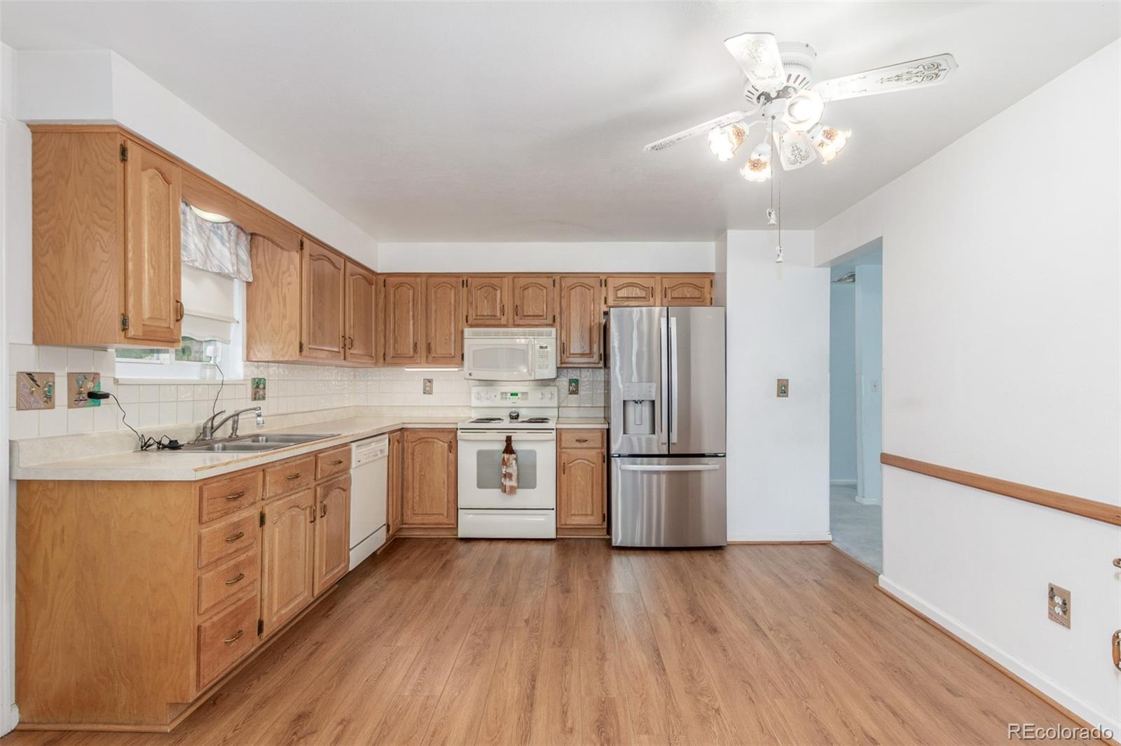 MLS Image #17 for 16699 e 7th avenue,aurora, Colorado