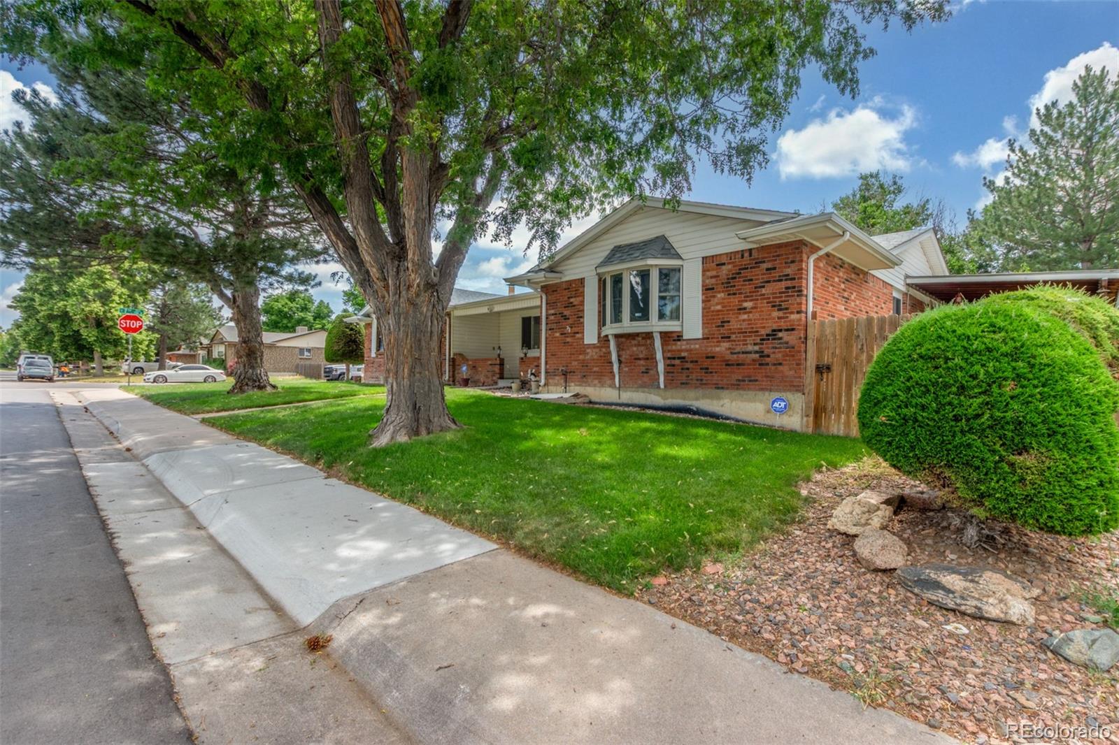 MLS Image #2 for 16699 e 7th avenue,aurora, Colorado