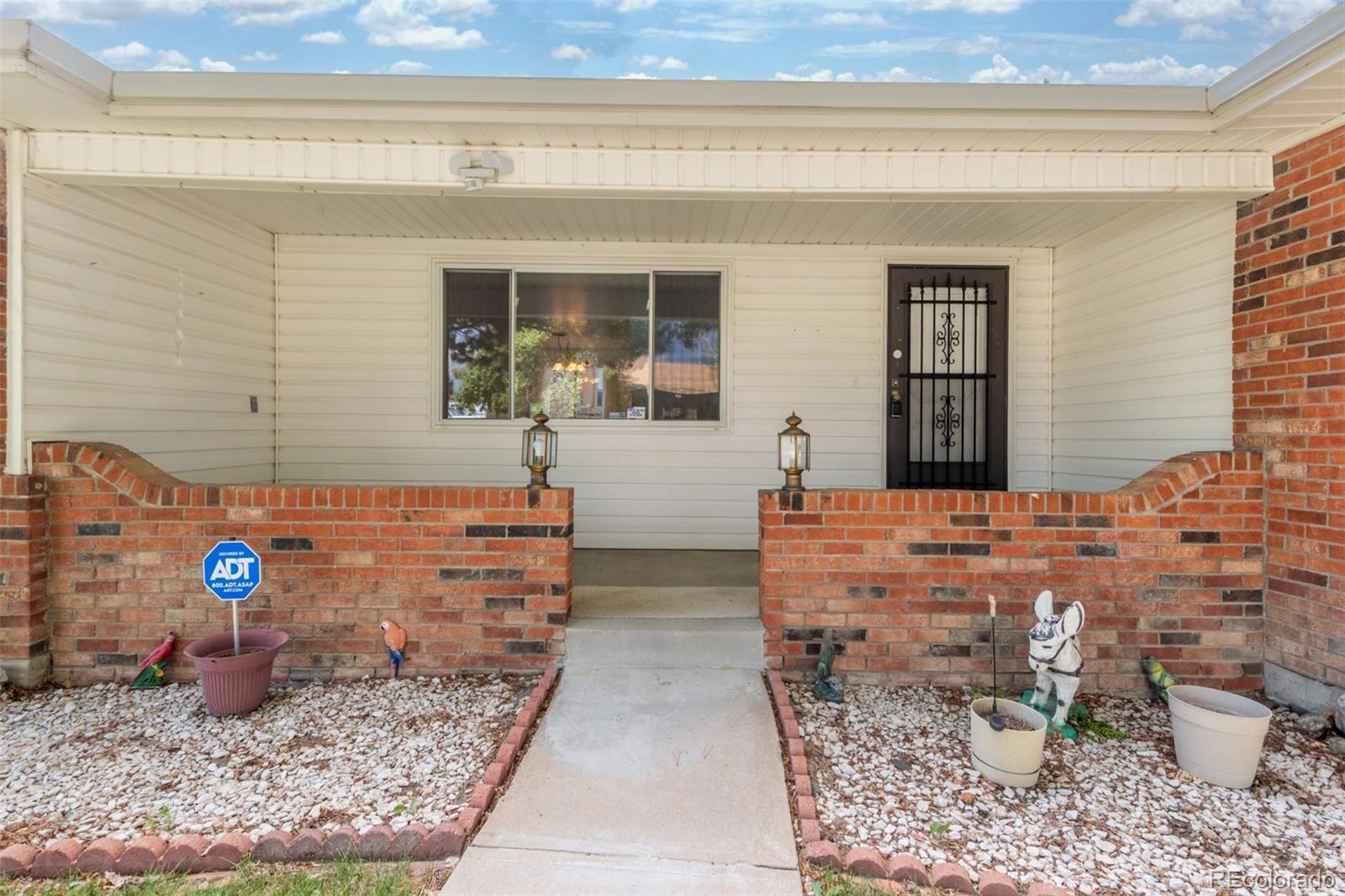 MLS Image #8 for 16699 e 7th avenue,aurora, Colorado