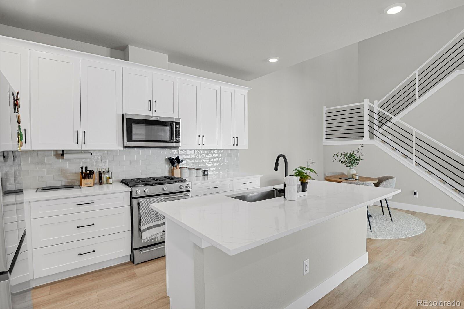 MLS Image #12 for 7198  watercress drive,littleton, Colorado